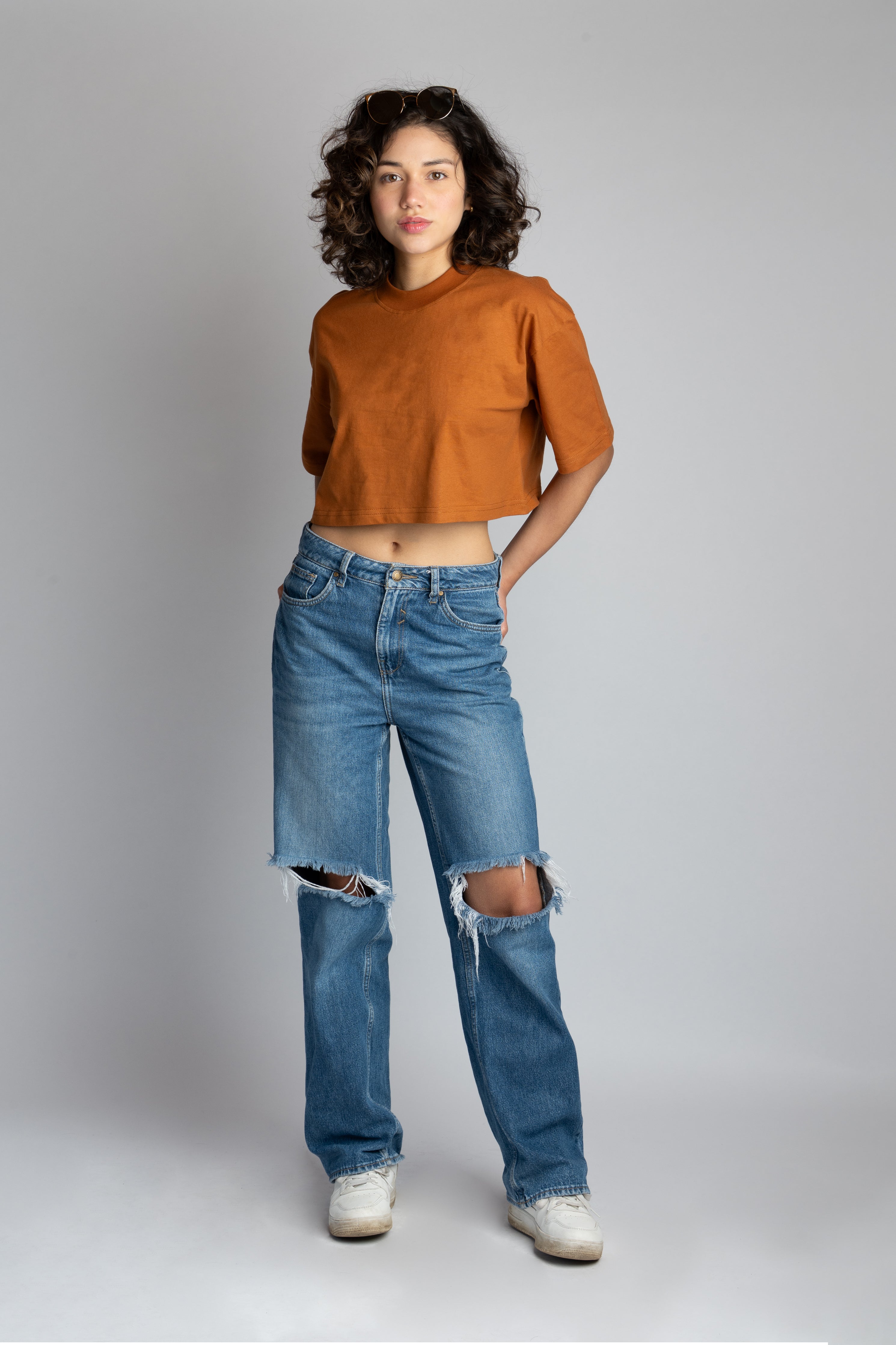CROP TOP