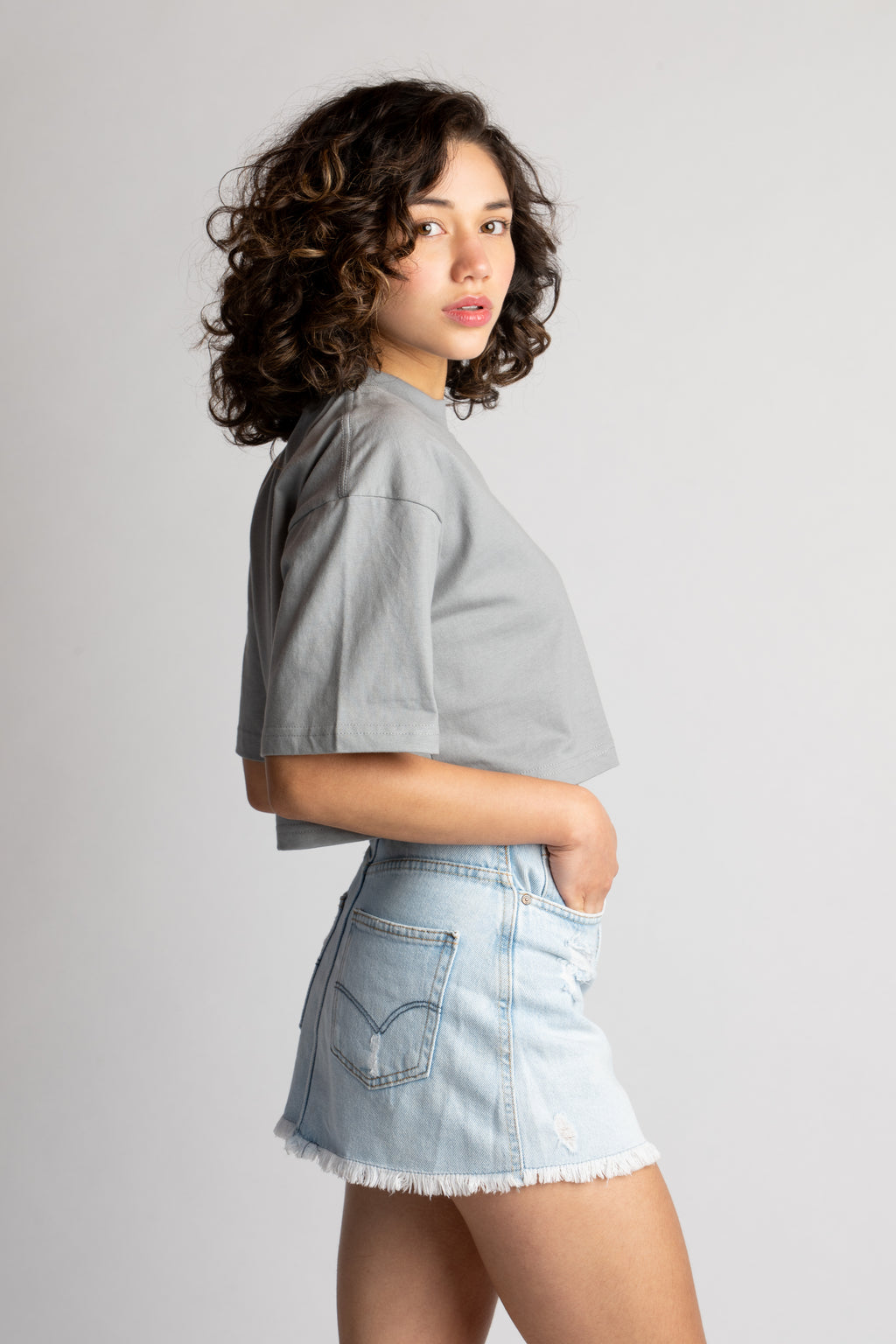 CROP TOP